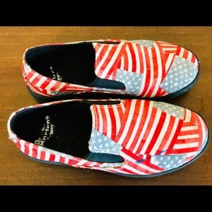 Dr.Martens “USA FLAG” Slip-On shoes.